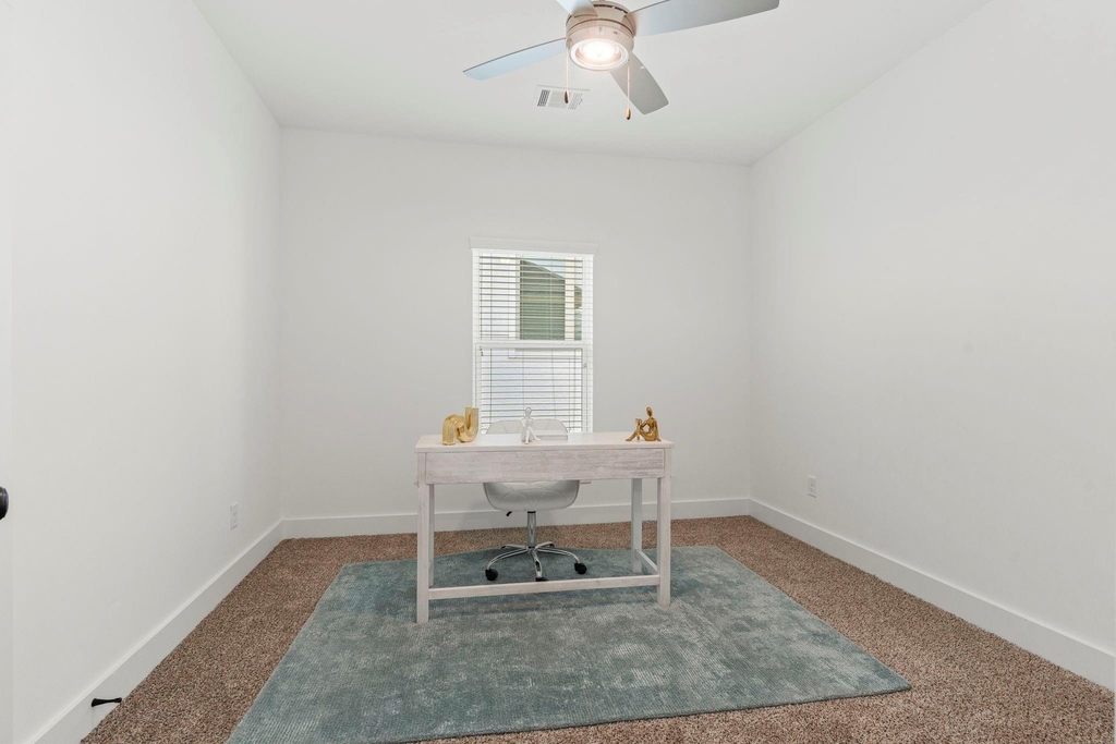 1513 Egypt Street - Photo 20