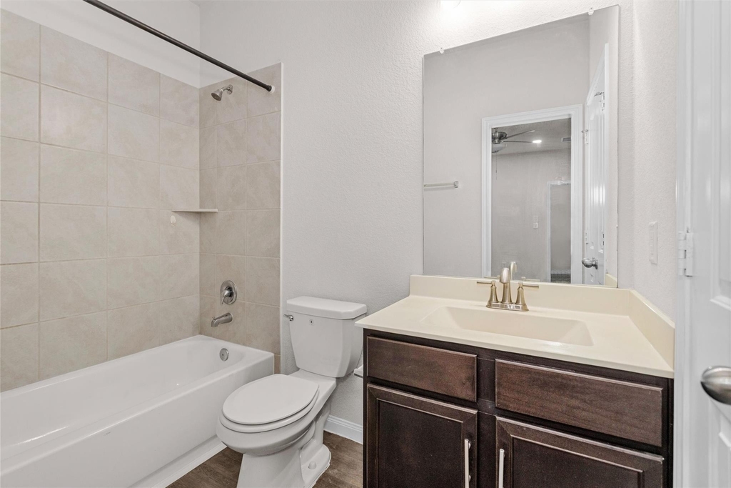 17423 Desmond Street - Photo 12