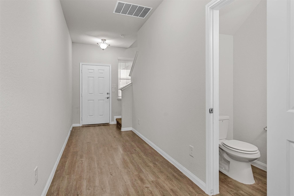 17423 Desmond Street - Photo 2