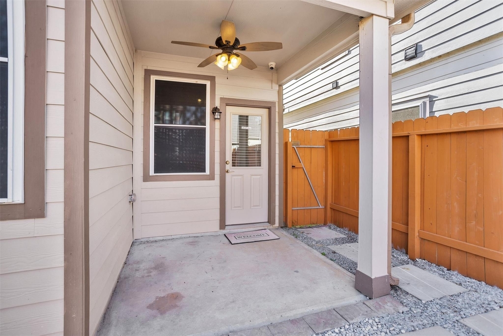 17423 Desmond Street - Photo 26
