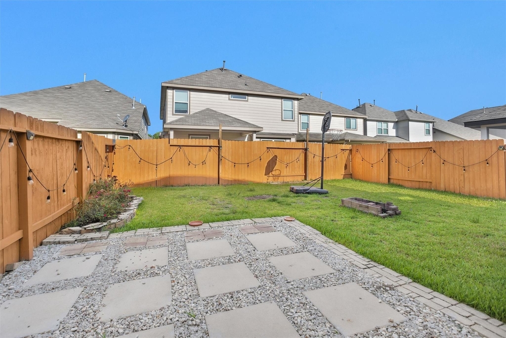 17423 Desmond Street - Photo 25
