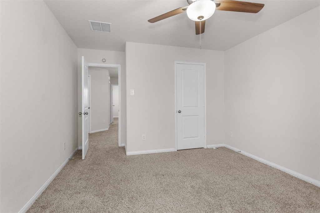 17423 Desmond Street - Photo 22