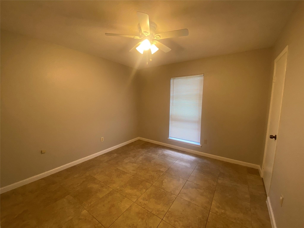 1330 Somercotes Lane - Photo 10