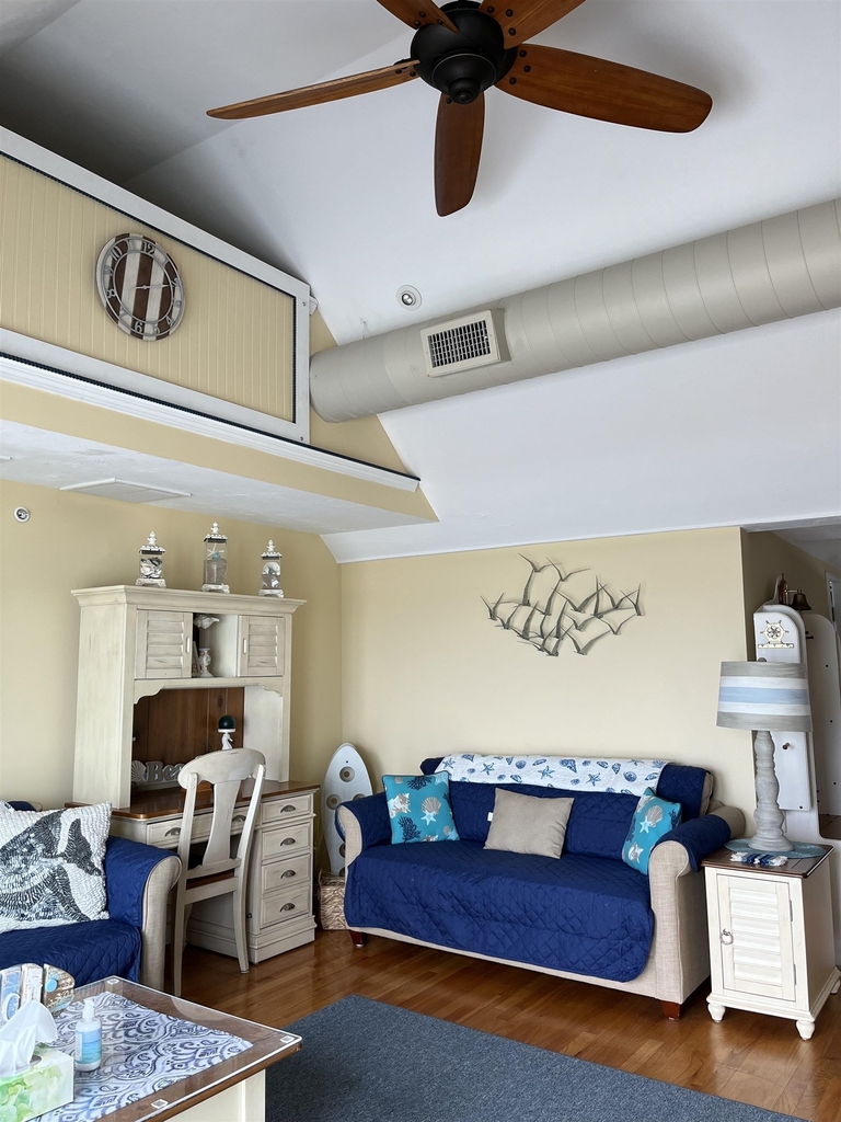 116 Central - Photo 8