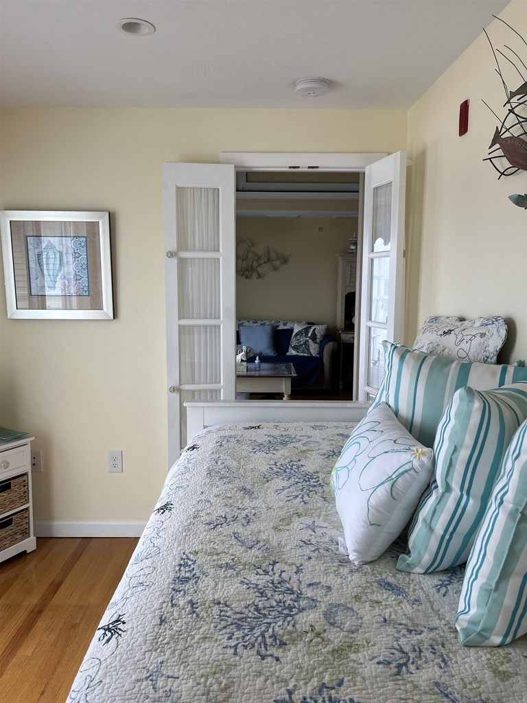 116 Central - Photo 15
