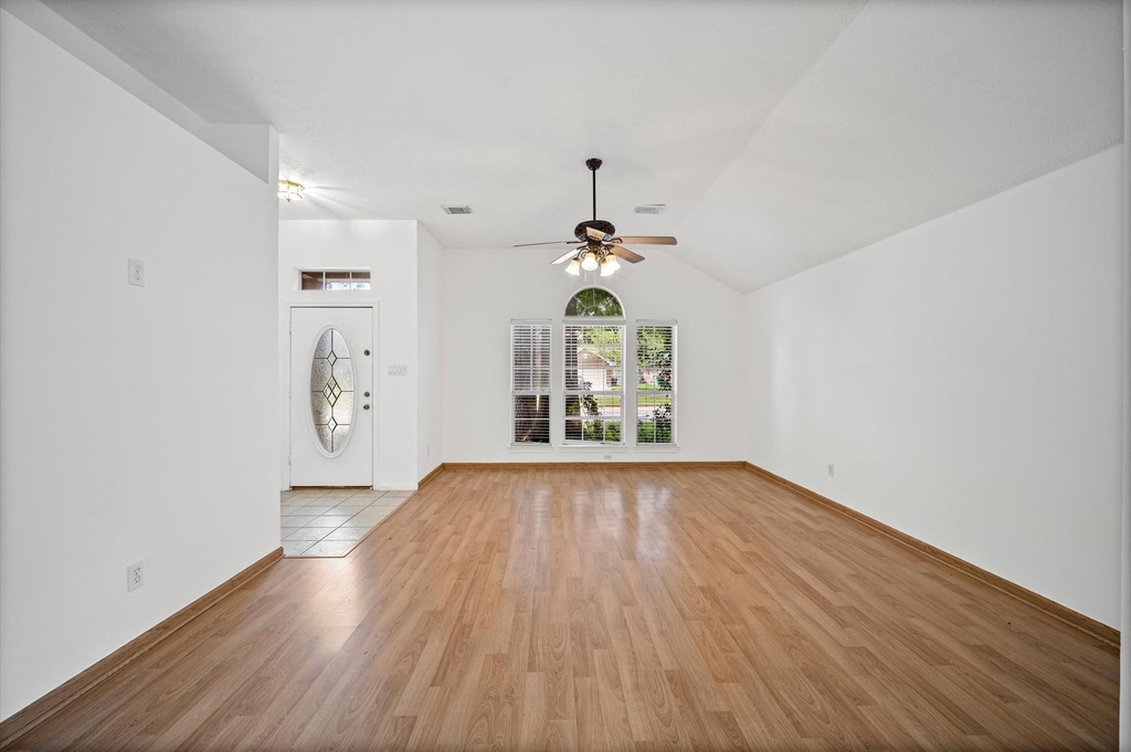 26115 Cypresswood Drive - Photo 5