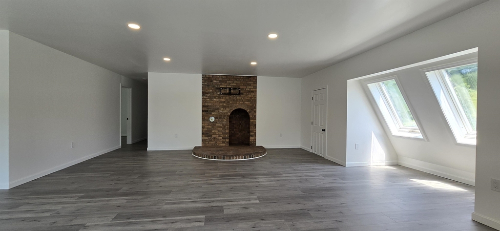 1578 Dover - Photo 7