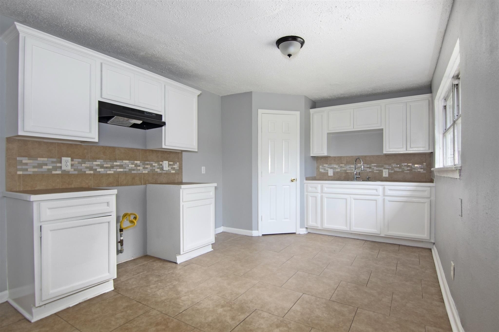 7244 Rhobell Street - Photo 10