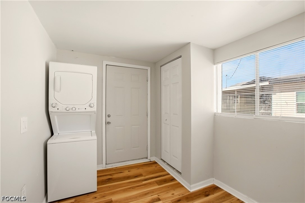 1640 Daniels Drive - Photo 5