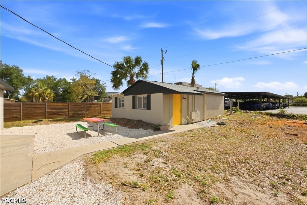 1640 Daniels Drive - Photo 1