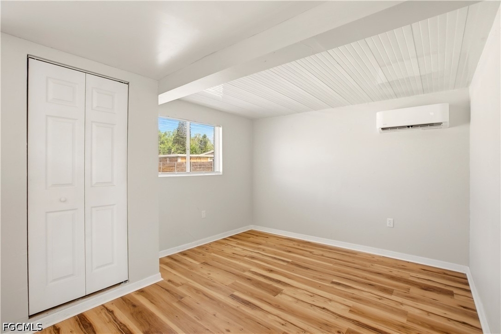 1640 Daniels Drive - Photo 6
