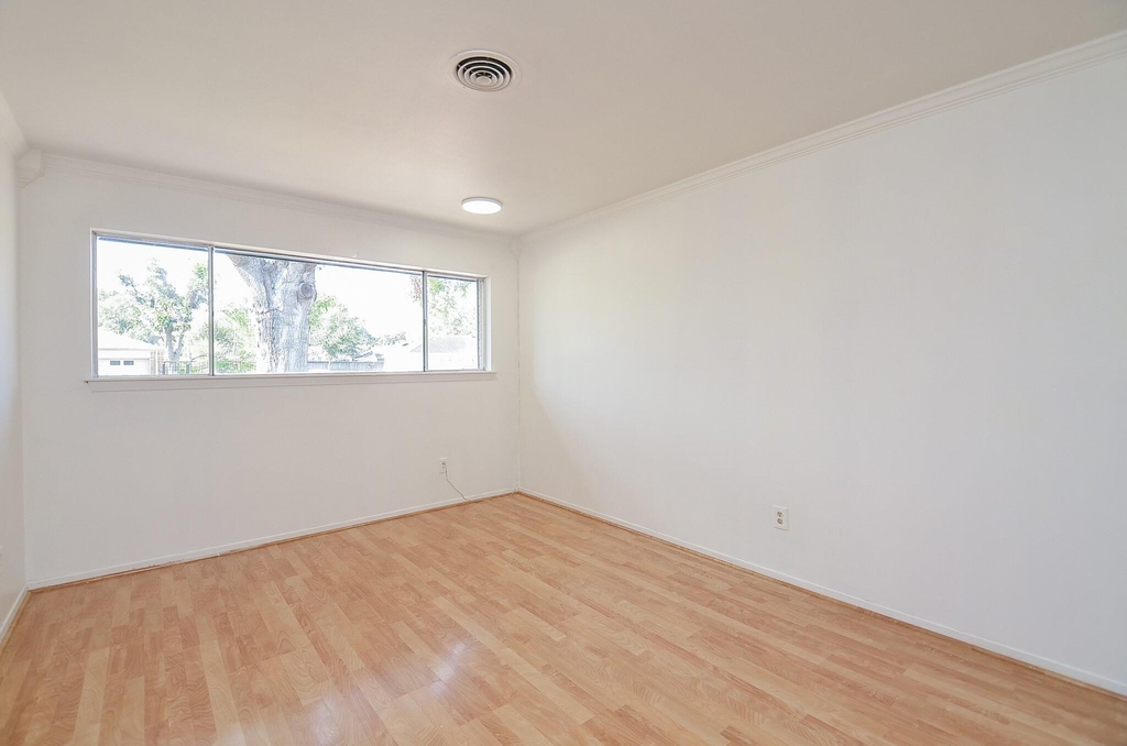 7327 Osage Street - Photo 6