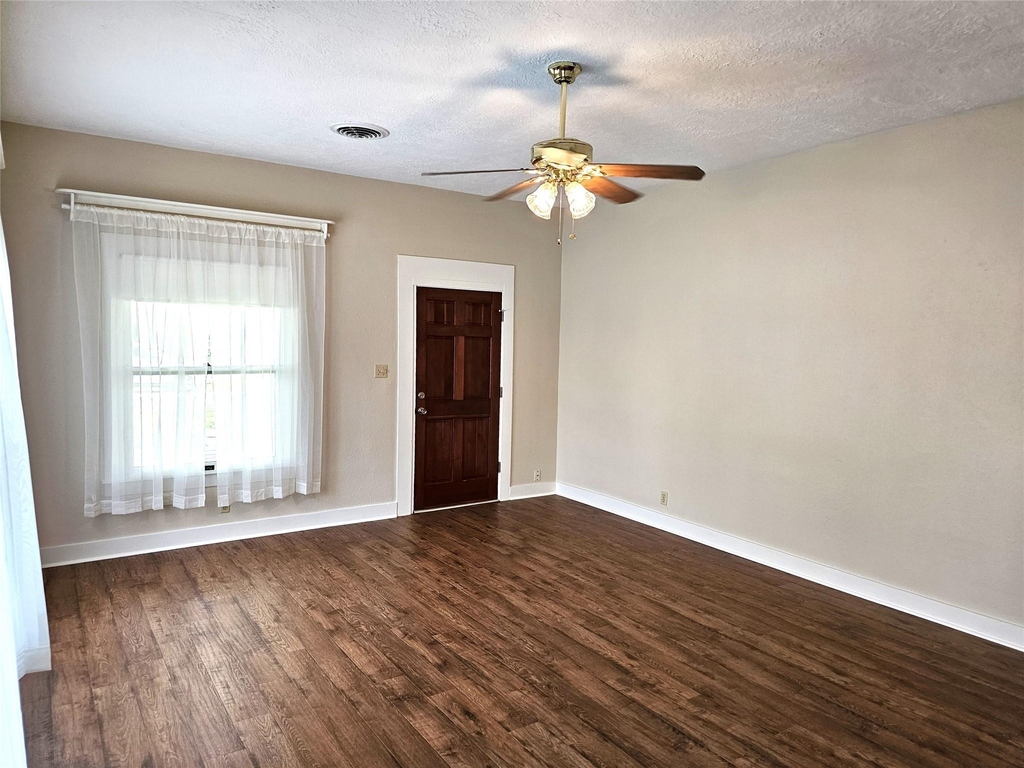 315 High Street - Photo 5