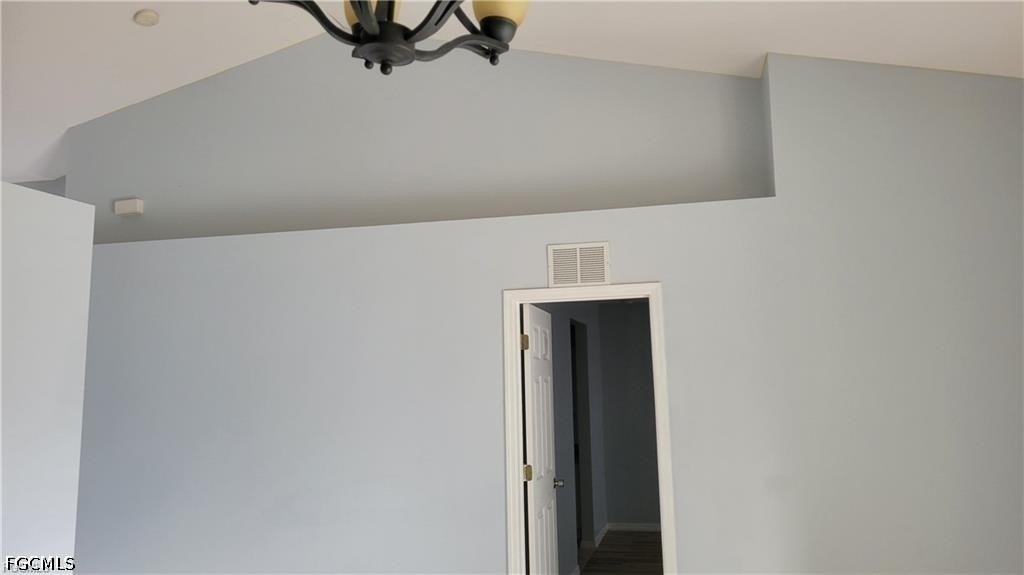 3217 10th Street Sw - Photo 5