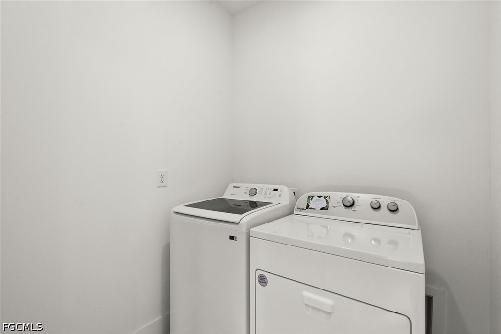 14 Truman Avenue - Photo 36