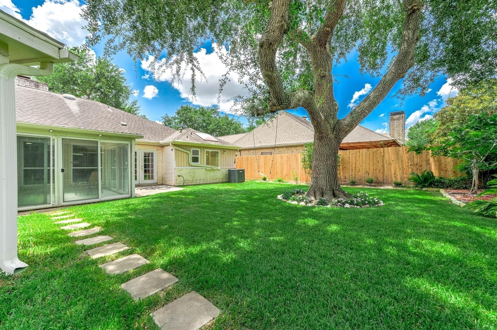 12302 Piping Rock Drive - Photo 38