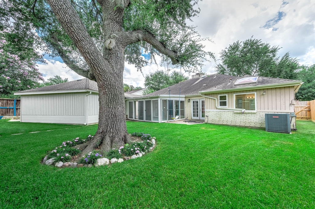 12302 Piping Rock Drive - Photo 37