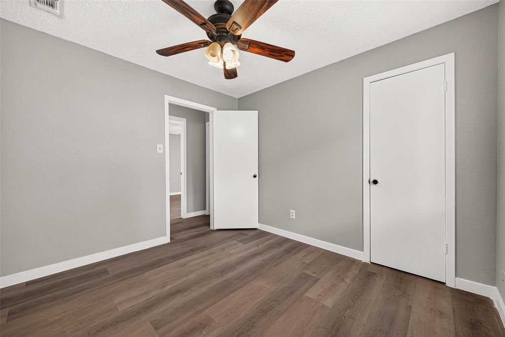10814 Parkland Woods Drive - Photo 21