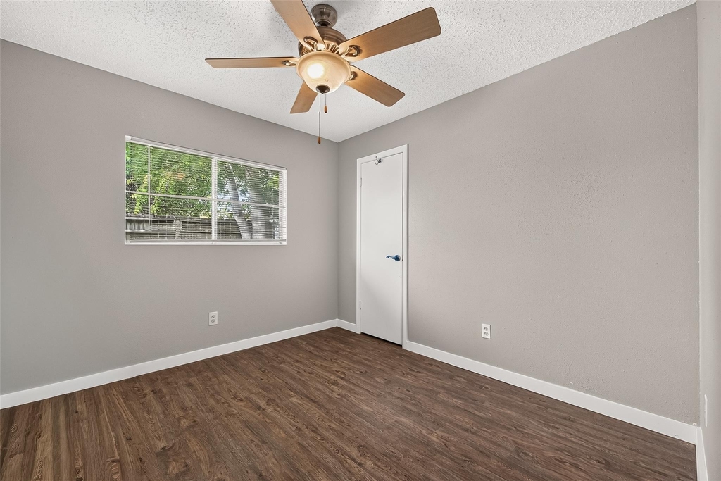 10814 Parkland Woods Drive - Photo 21