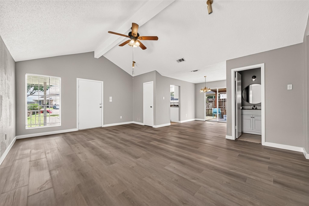 10814 Parkland Woods Drive - Photo 11