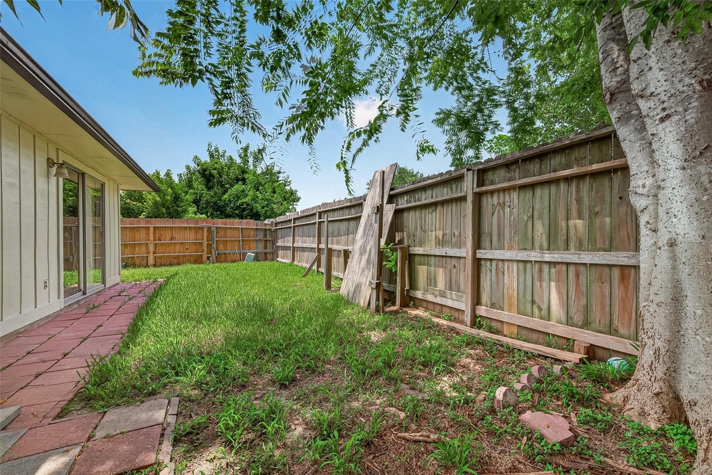 10814 Parkland Woods Drive - Photo 24