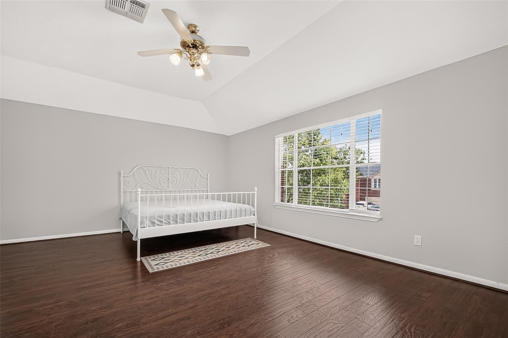 9710 Berkshire Trace - Photo 18