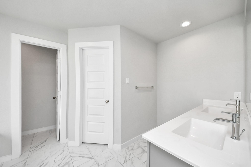 3335 Hackberry Tree Lane - Photo 32