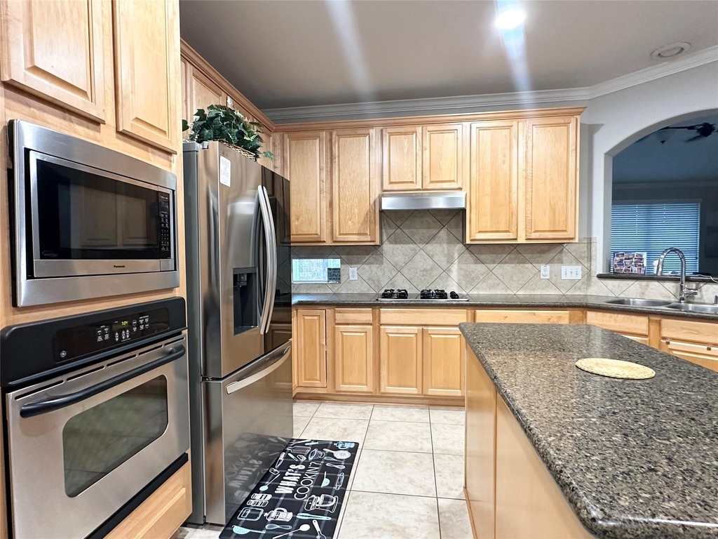 17815 Gables Bend Drive - Photo 8