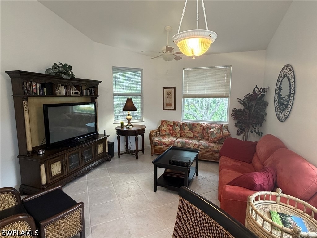1305 Mariposa Circle - Photo 0
