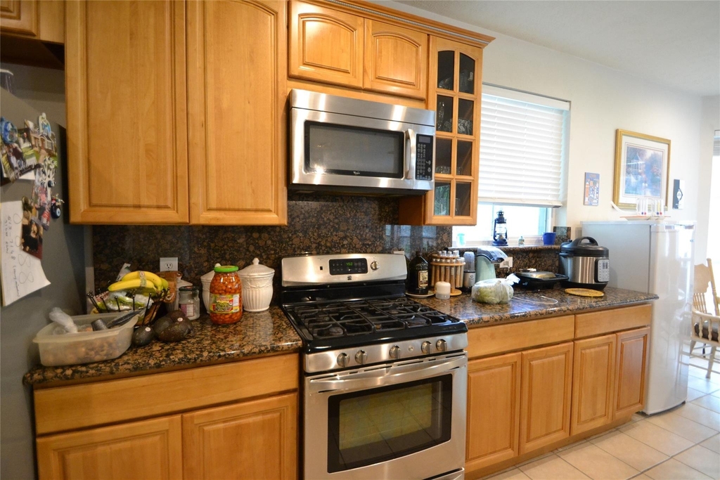 12110 Laurel Court - Photo 9