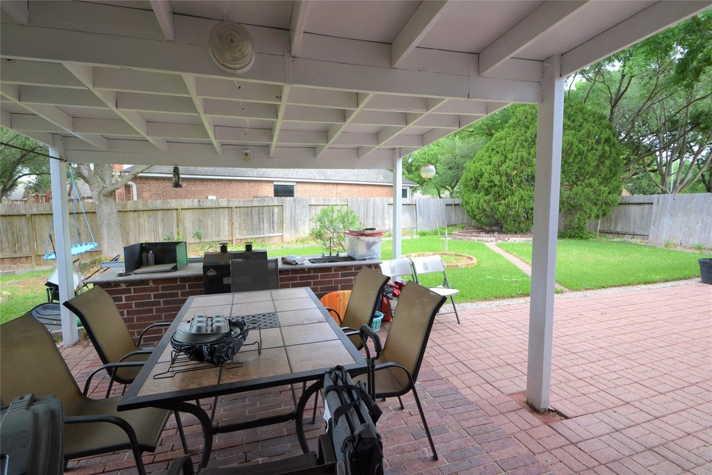 12110 Laurel Court - Photo 12