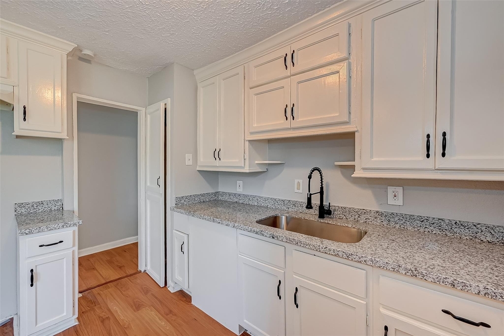 7946 Jutland Road - Photo 5