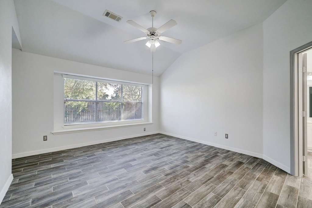 17407 Winfield Square - Photo 20
