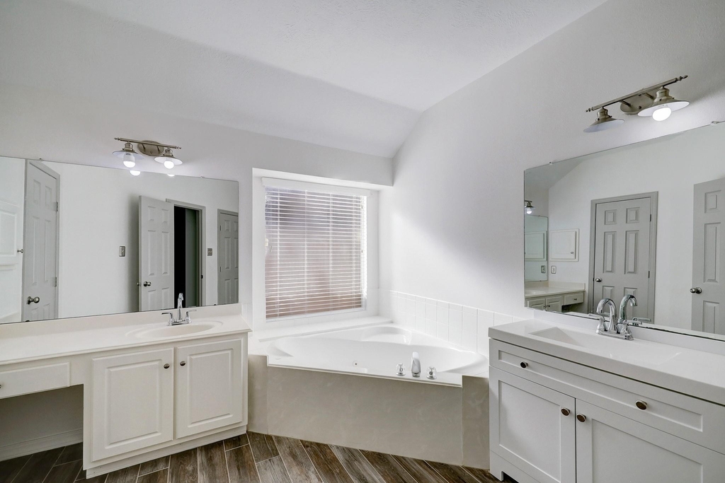 17407 Winfield Square - Photo 17