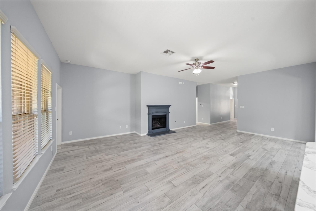 2406 Winter Trail Drive - Photo 8
