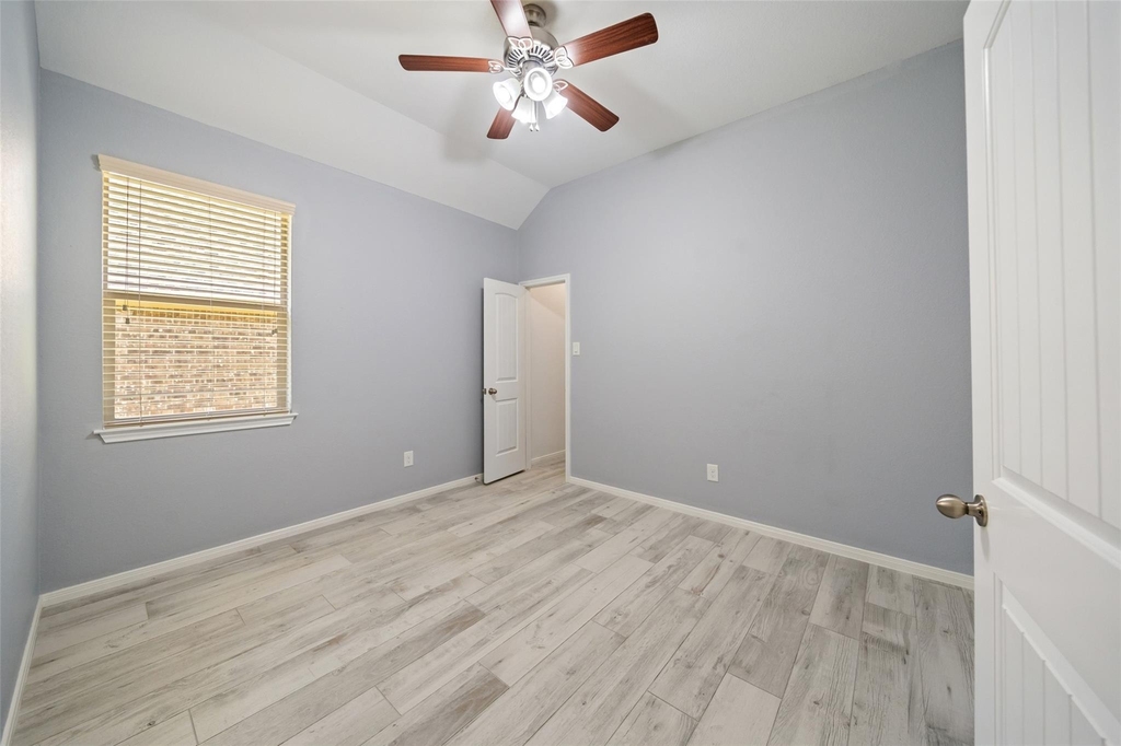 2406 Winter Trail Drive - Photo 24