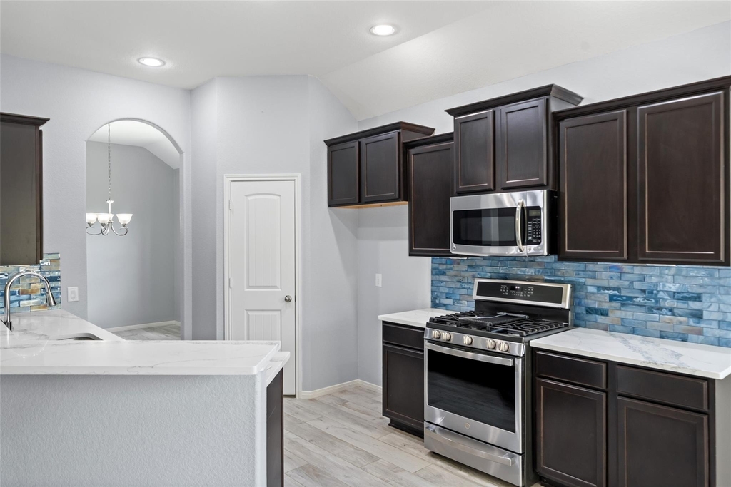 2406 Winter Trail Drive - Photo 14