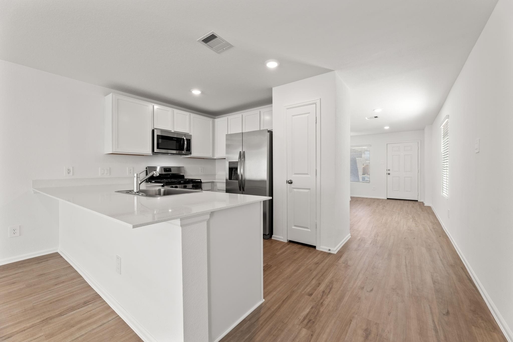 17747 Pemswood Drive - Photo 1