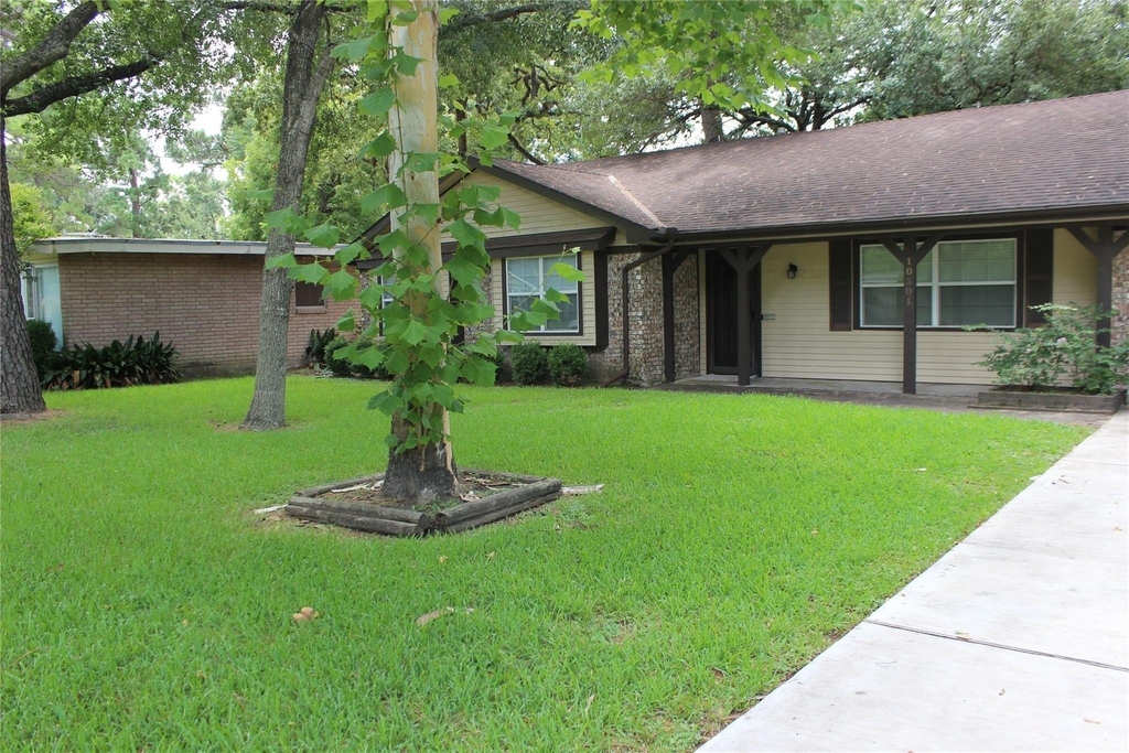 10301 Ivyridge Road - Photo 0