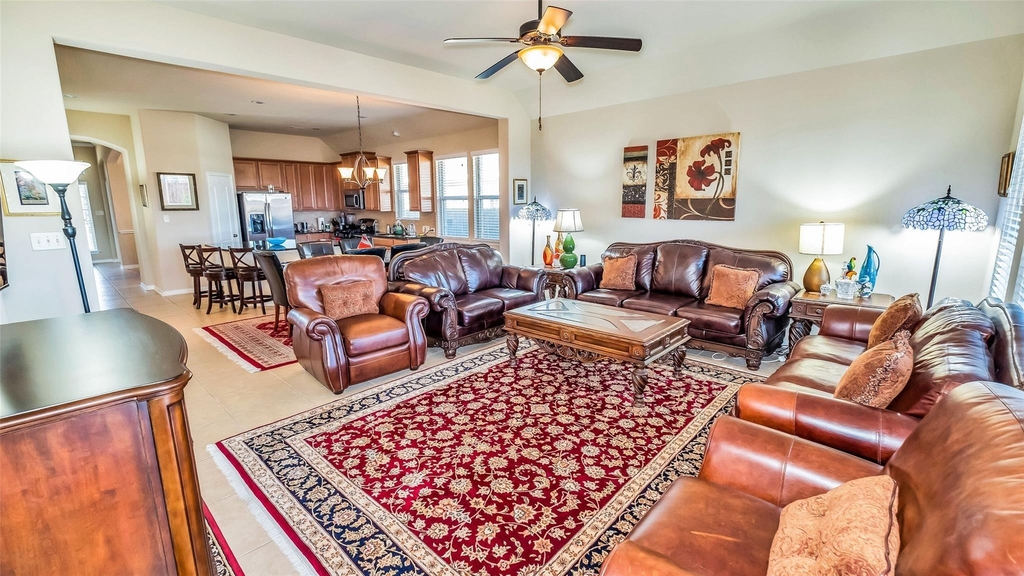 8807 Seguin Cove Lane - Photo 9