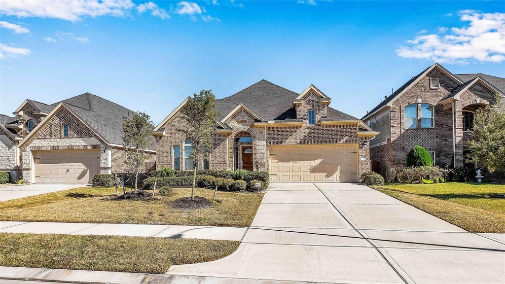 8807 Seguin Cove Lane - Photo 1