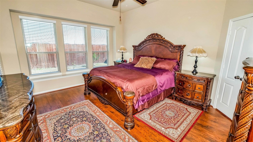 8807 Seguin Cove Lane - Photo 14