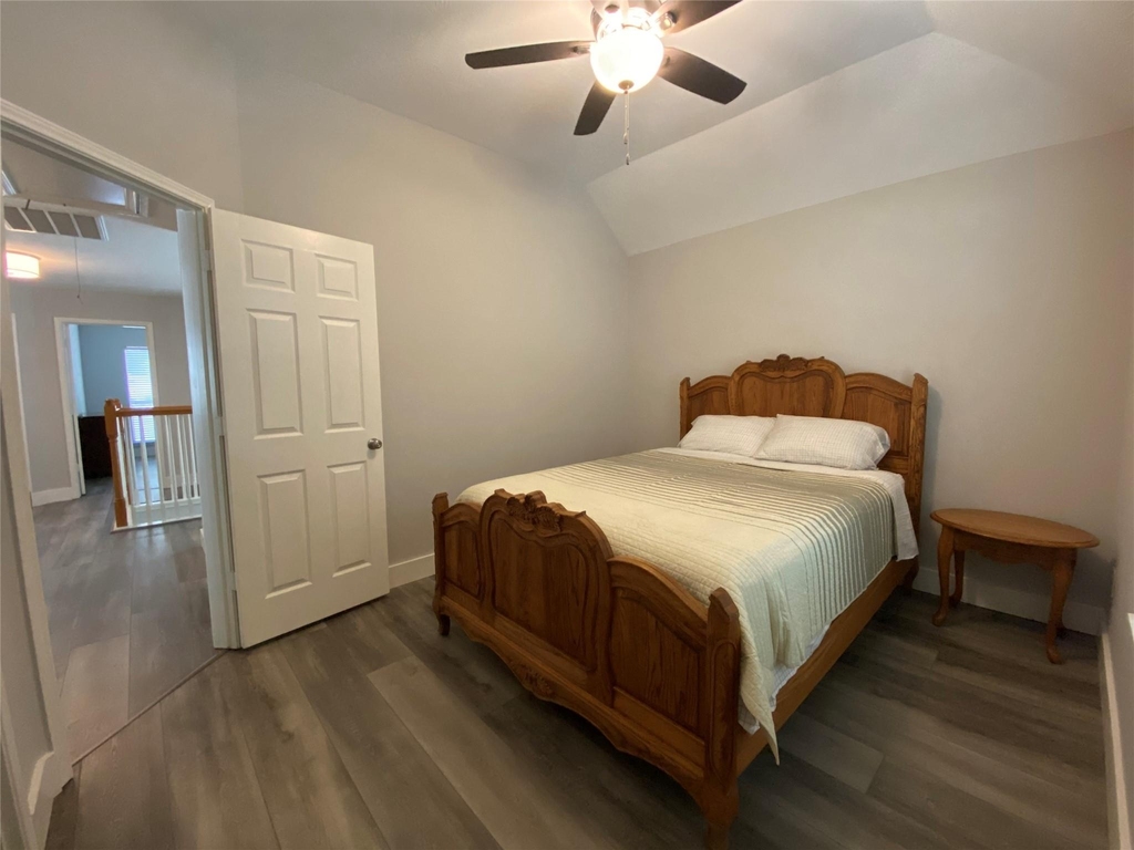 7 W Cottage Green Street - Photo 6
