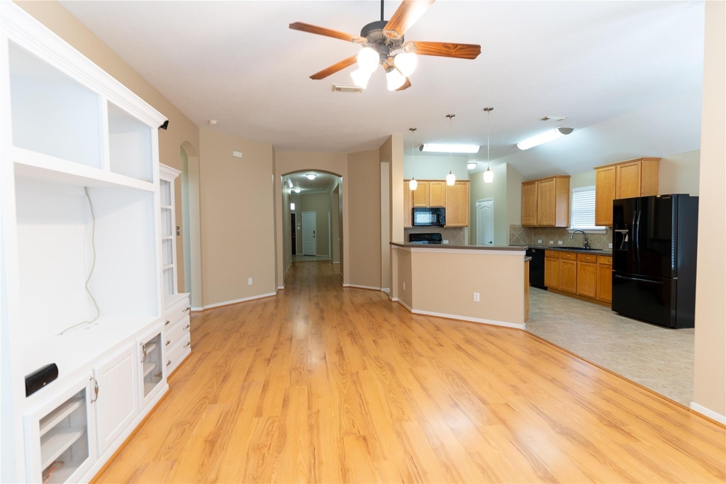 16123 Hitching Post Court - Photo 6