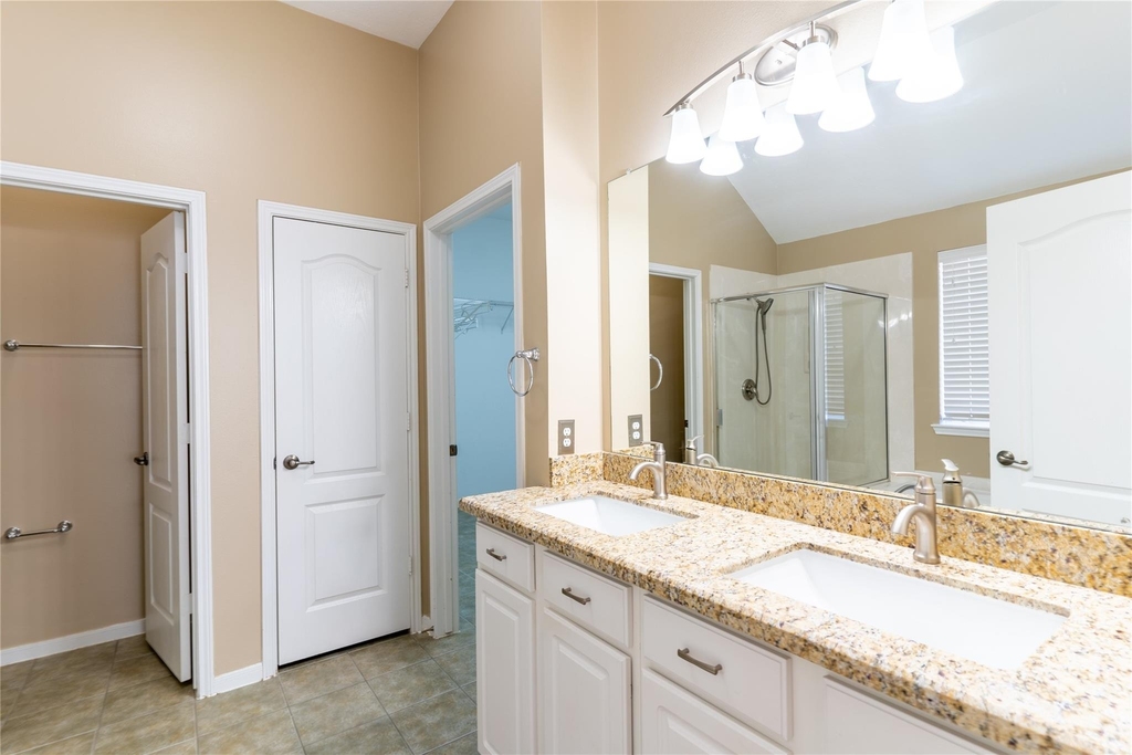 16123 Hitching Post Court - Photo 14
