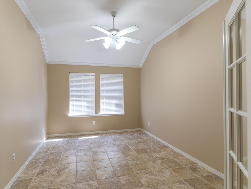 16123 Hitching Post Court - Photo 3
