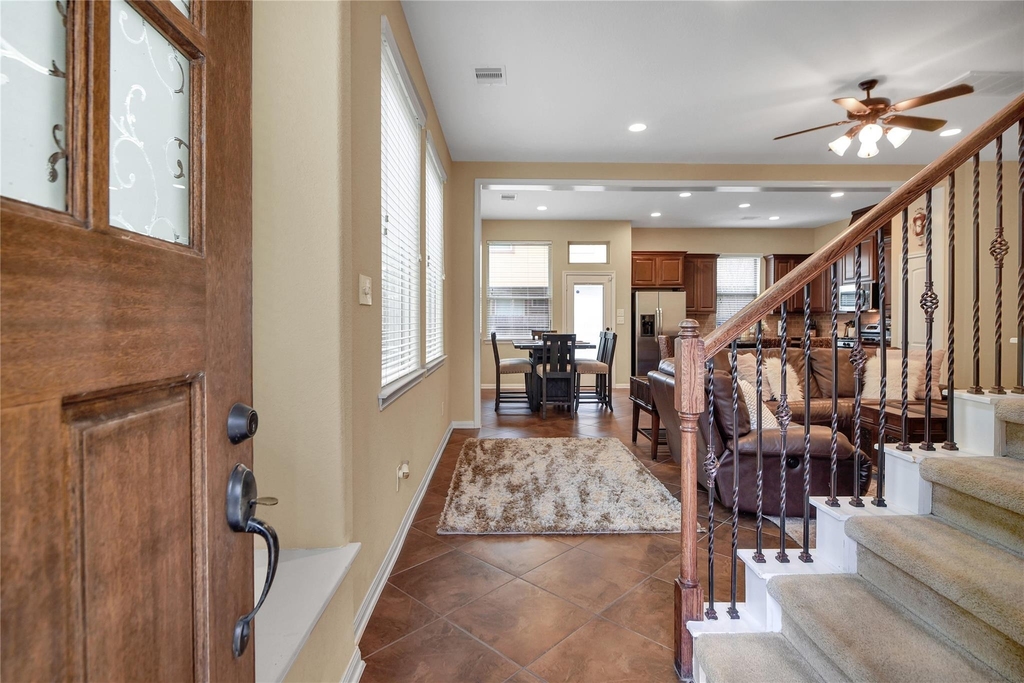 21 Cheswood Manor Drive - Photo 1