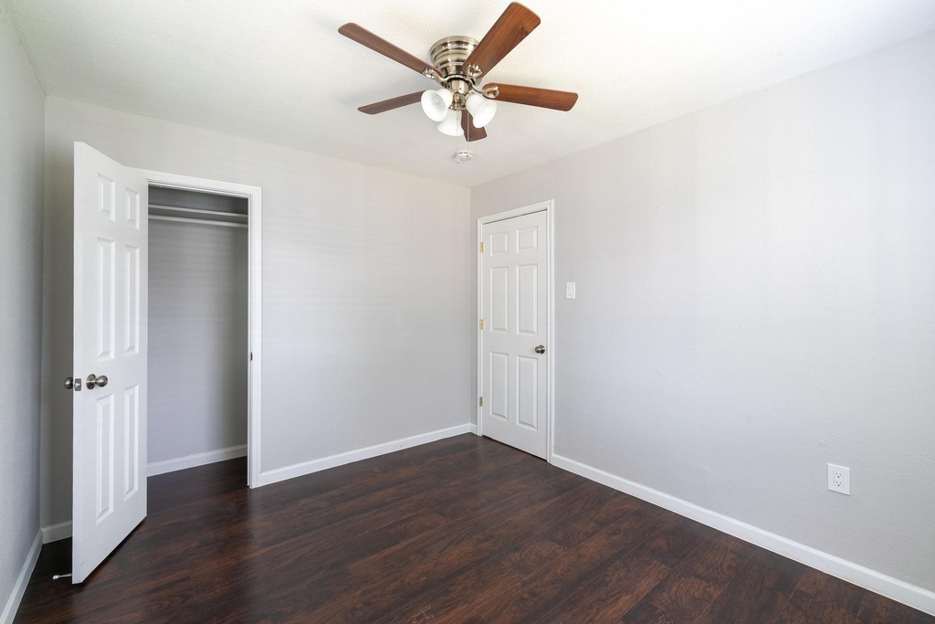 2501 Delano - Photo 8