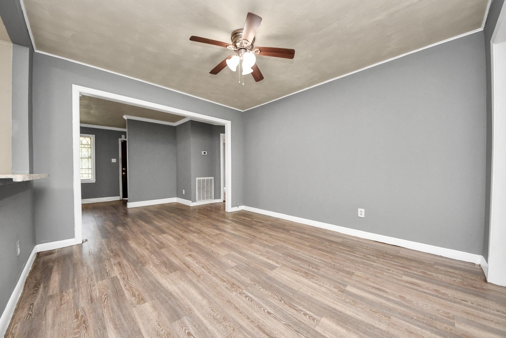 3214 Tuam Street - Photo 14