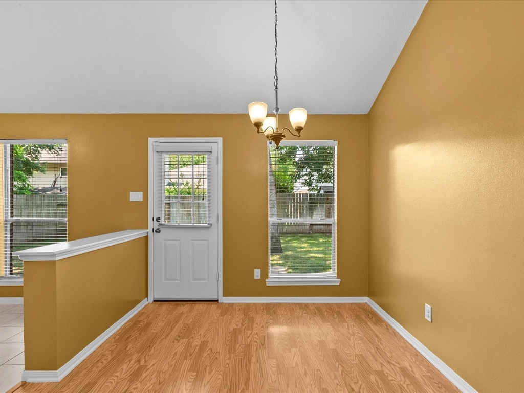 3014 Lonesome Ridge Court - Photo 10
